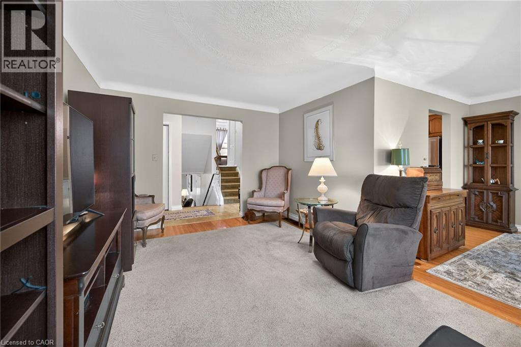 582 Woodview Road, Burlington, Ontario  L7N 3A1 - Photo 11 - 40828529