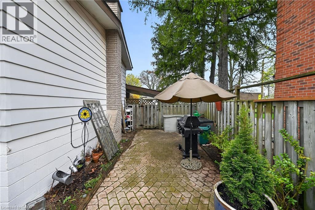582 Woodview Road, Burlington, Ontario  L7N 3A1 - Photo 41 - 40828529