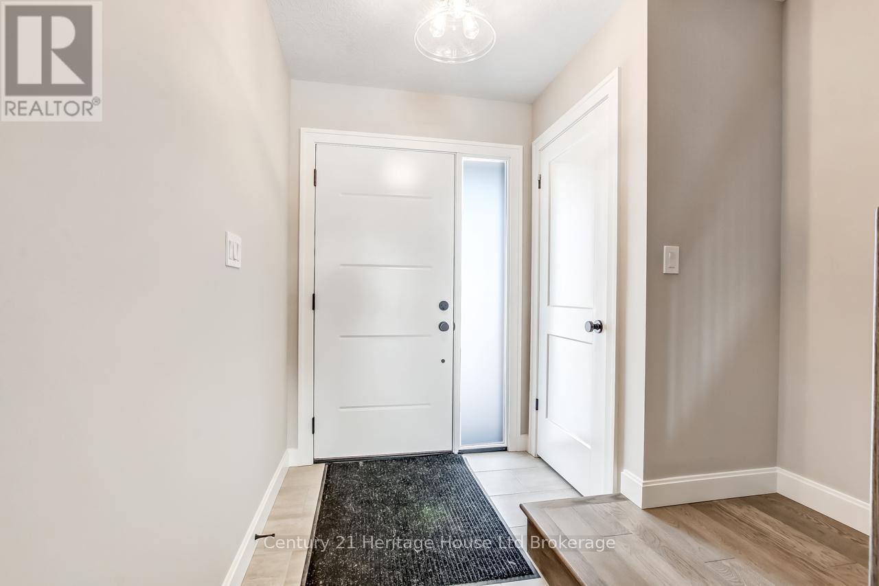 323 Anderson Street, Woodstock, Ontario  N4S 0G6 - Photo 3 - X13104772