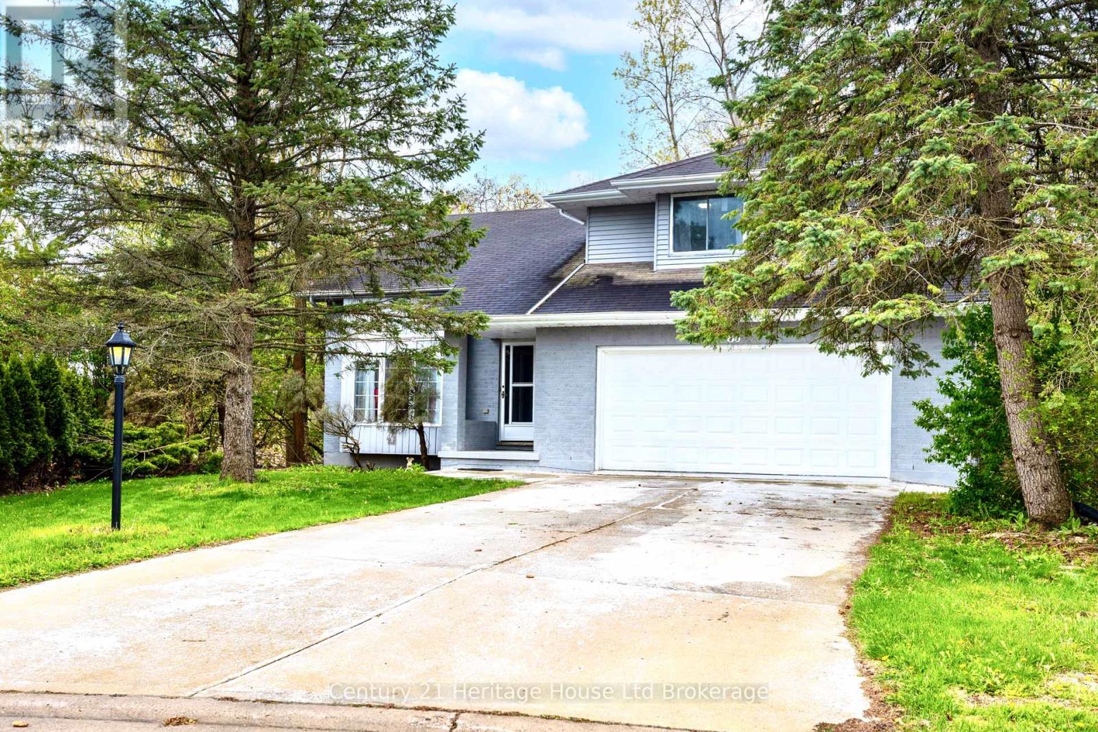 86 Lysanda Court, London South, Ontario  N5Z 4L4 - Photo 2 - X13104838