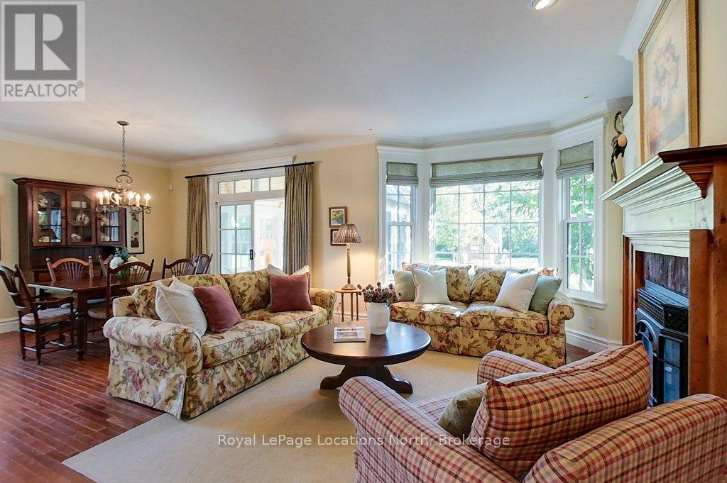 202 Snowbridge Way, Blue Mountains, Ontario  L9Y 0V1 - Photo 13 - X13105290