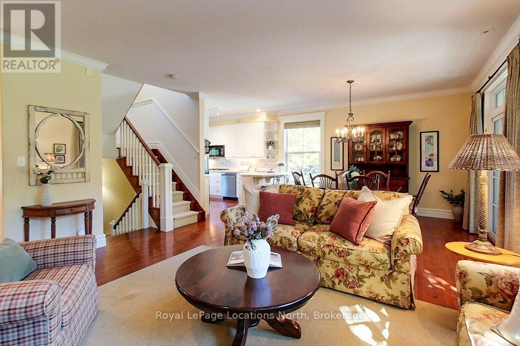 202 Snowbridge Way, Blue Mountains, Ontario  L9Y 0V1 - Photo 15 - X13105290