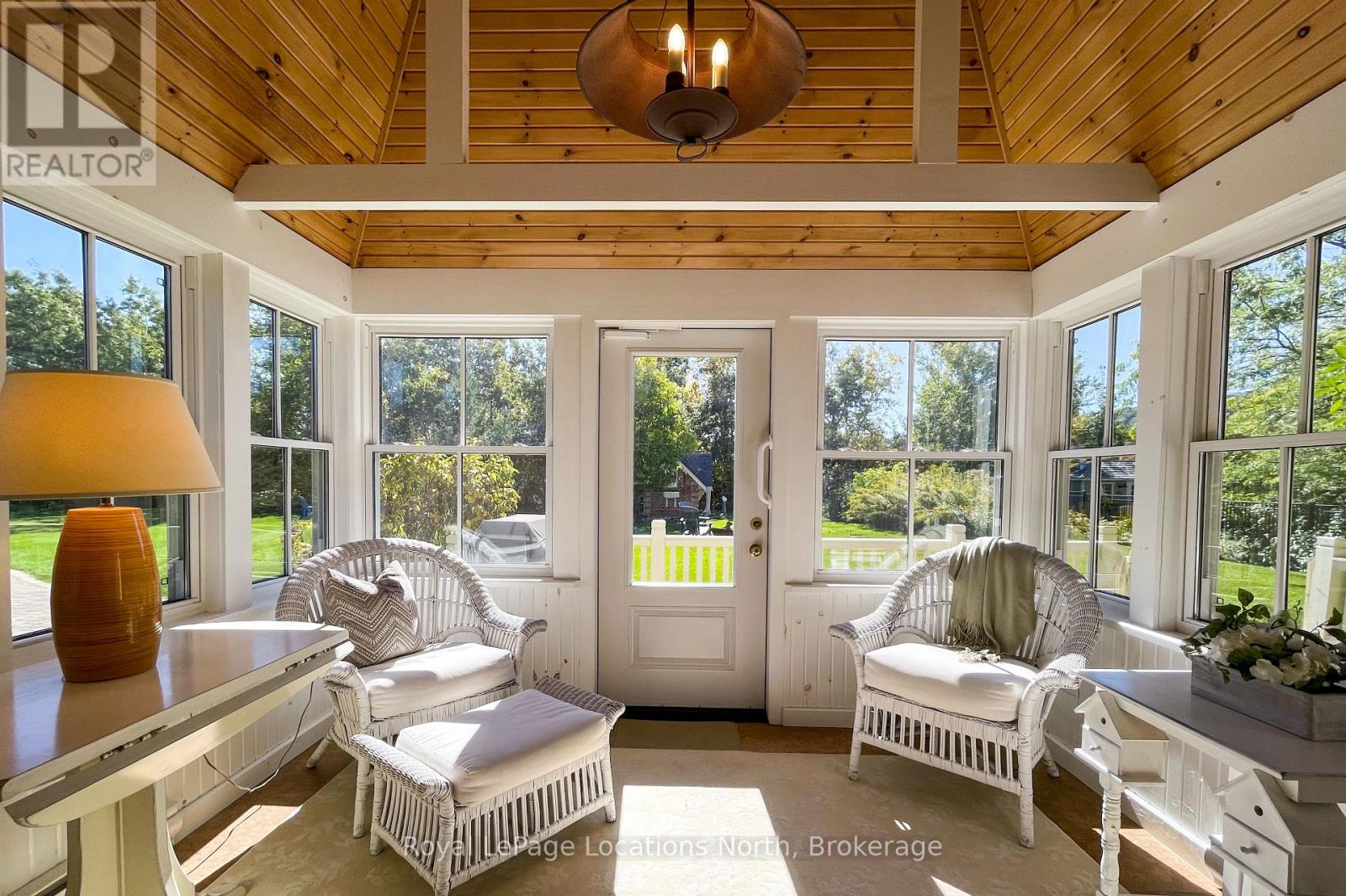 202 Snowbridge Way, Blue Mountains, Ontario  L9Y 0V1 - Photo 5 - X13105290