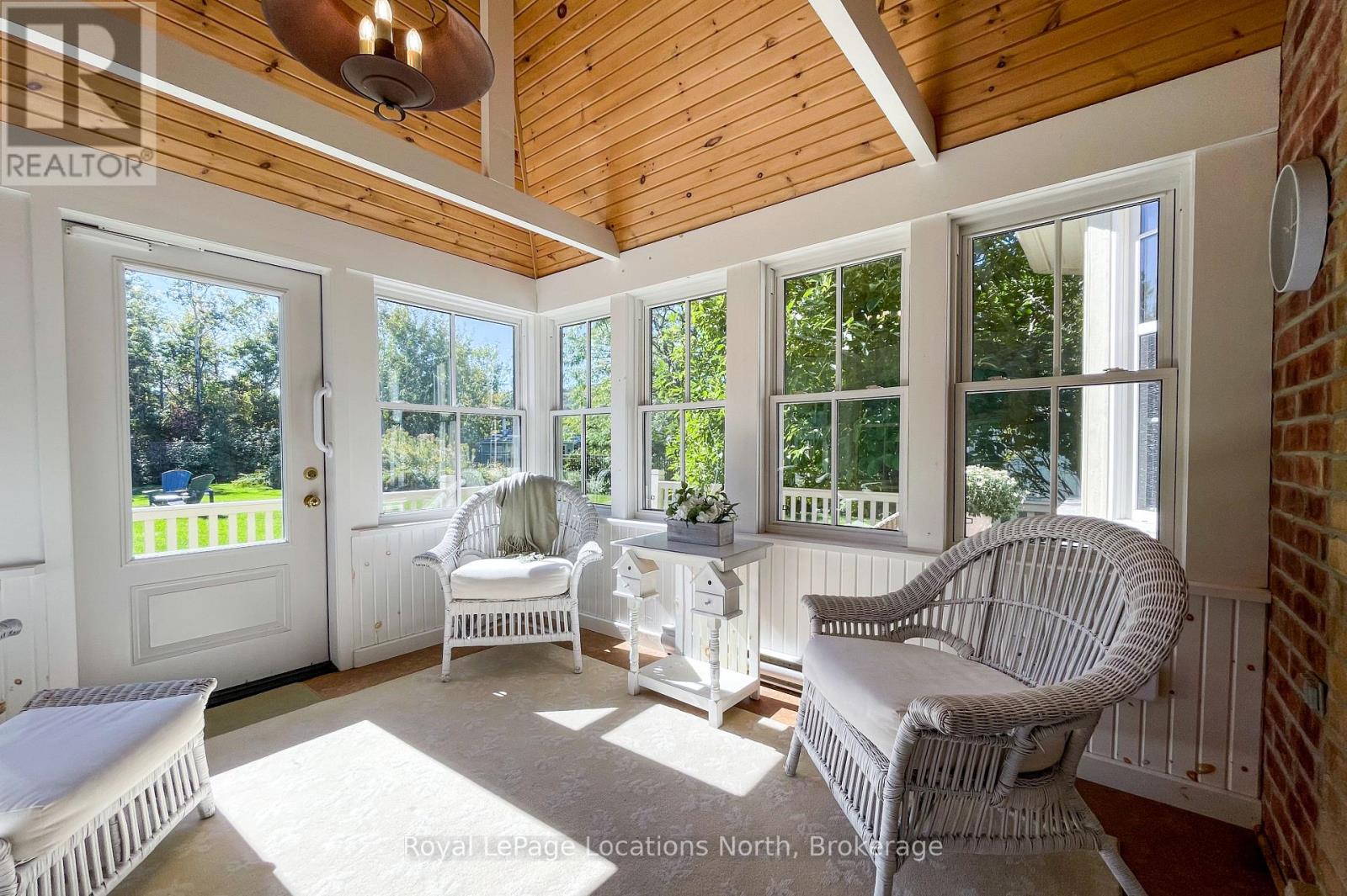 202 Snowbridge Way, Blue Mountains, Ontario  L9Y 0V1 - Photo 7 - X13105290