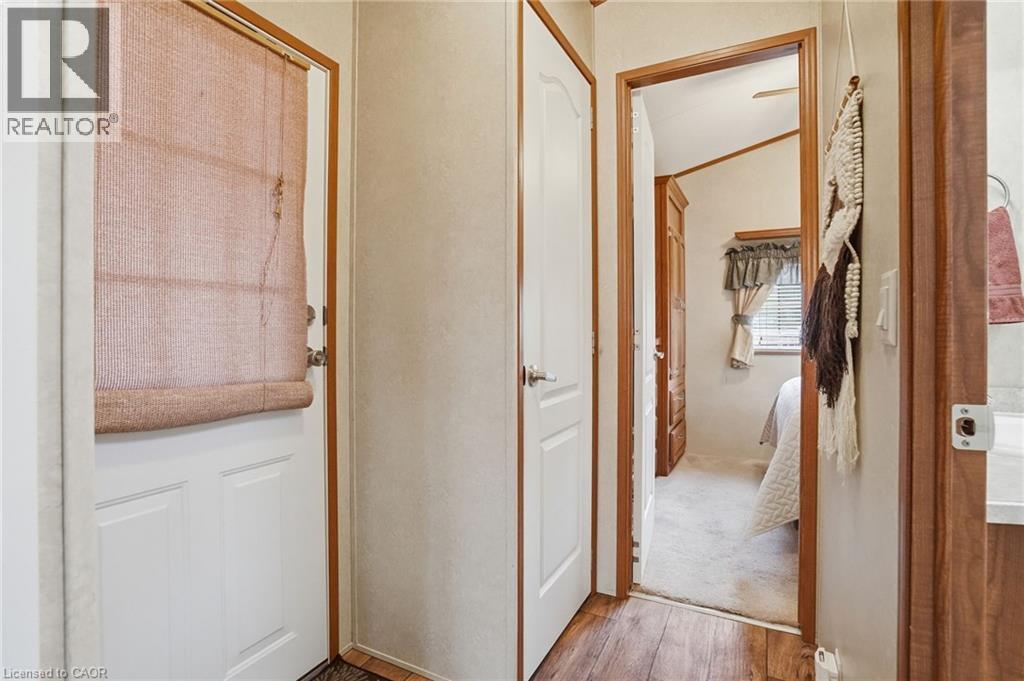 2490 Governor's Road S Unit# B-19, Hamilton, Ontario  L0R 1T0 - Photo 18 - 40828732