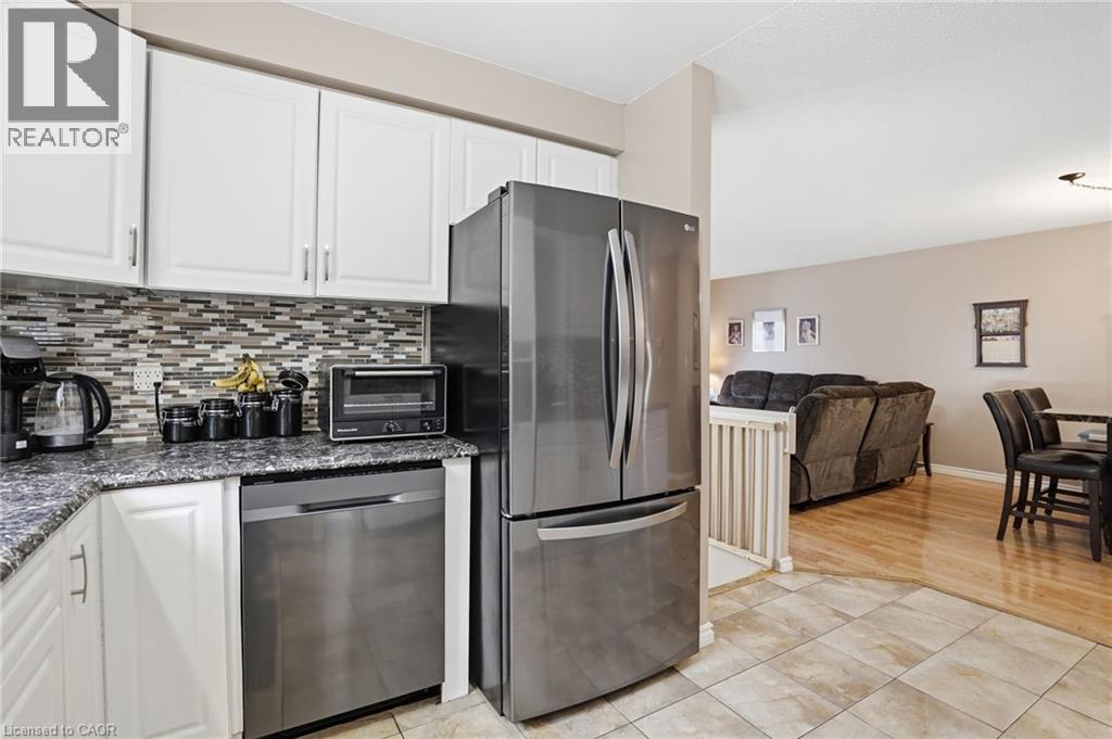 593 Grey Street, Brantford, Ontario  N3S 4X9 - Photo 13 - 40828750