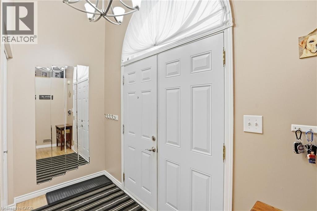 593 Grey Street, Brantford, Ontario  N3S 4X9 - Photo 5 - 40828750