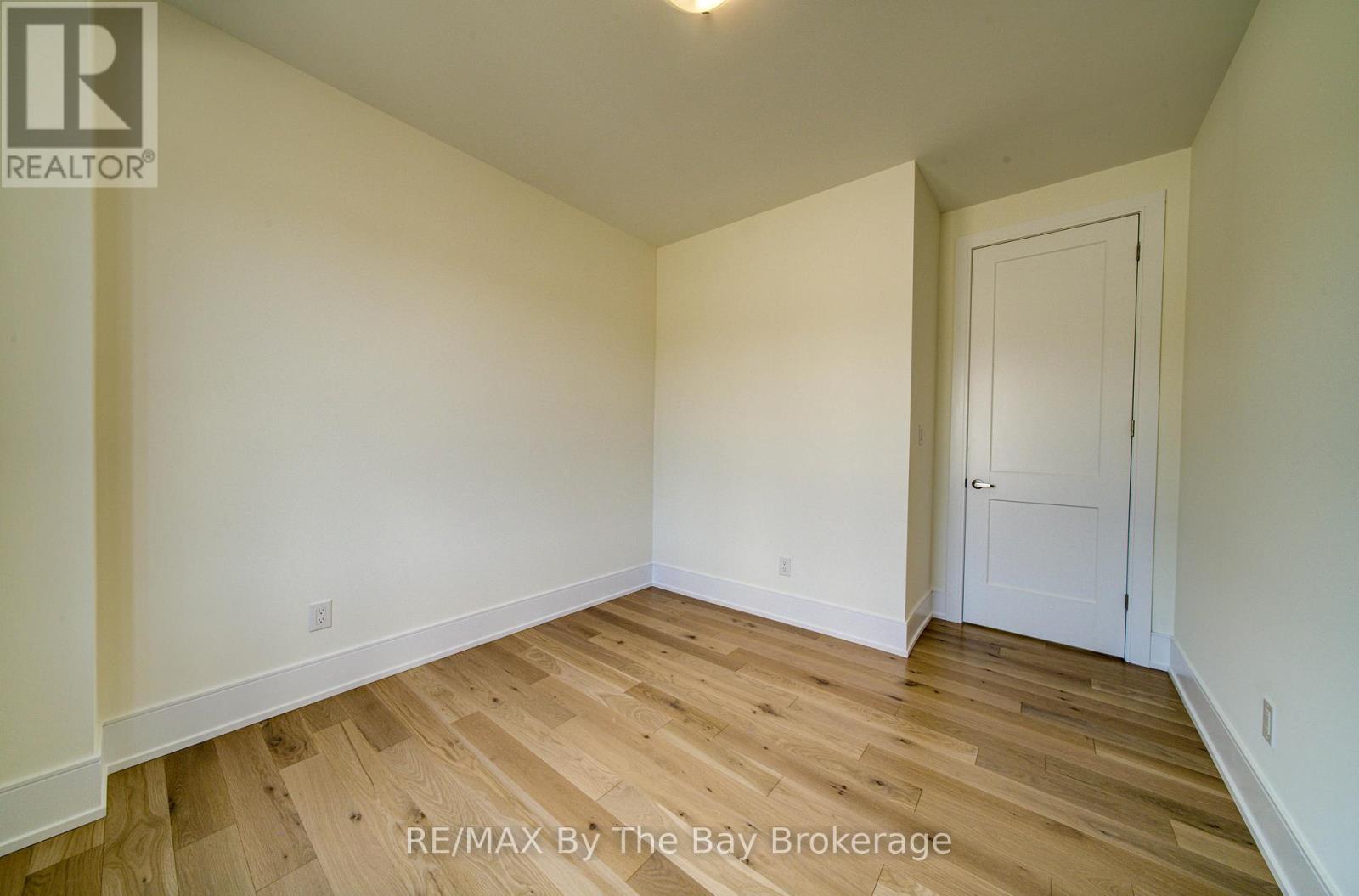 63 Rosanne Circle, Wasaga Beach, Ontario  L9Z 0M8 - Photo 17 - S13106276