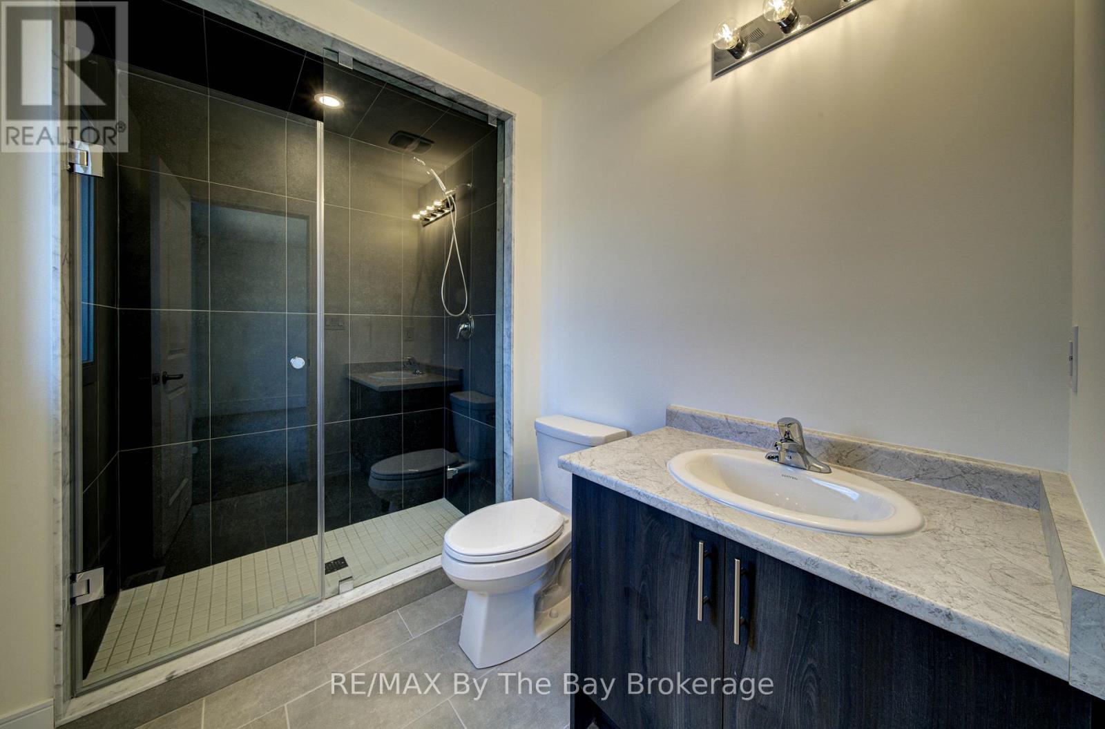 63 Rosanne Circle, Wasaga Beach, Ontario  L9Z 0M8 - Photo 25 - S13106276