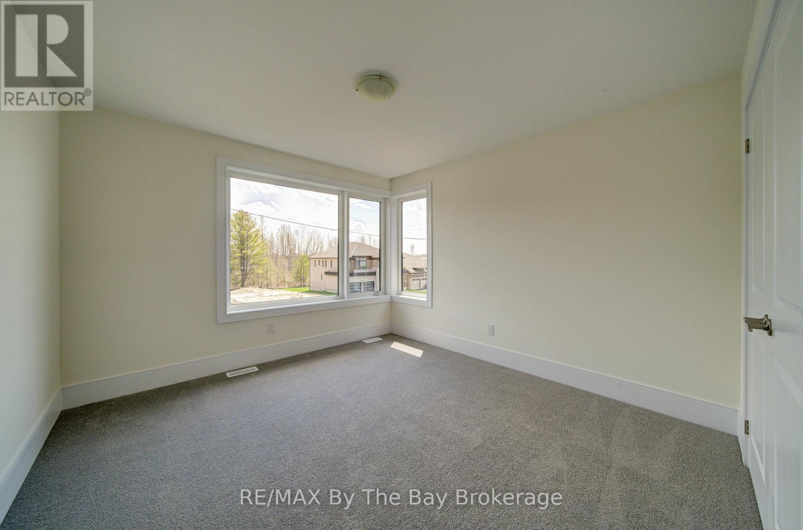 63 Rosanne Circle, Wasaga Beach, Ontario  L9Z 0M8 - Photo 28 - S13106276