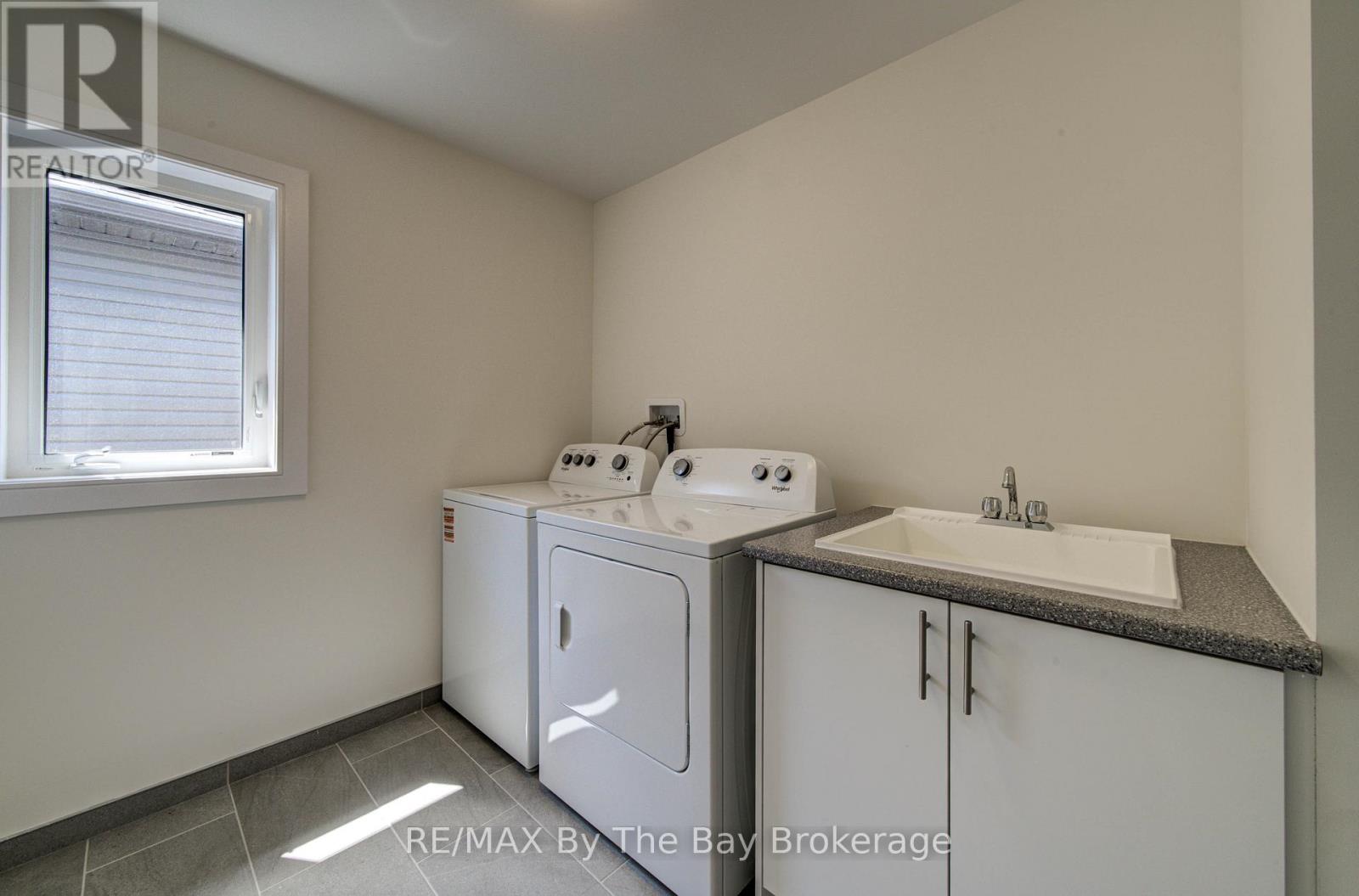 63 Rosanne Circle, Wasaga Beach, Ontario  L9Z 0M8 - Photo 30 - S13106276