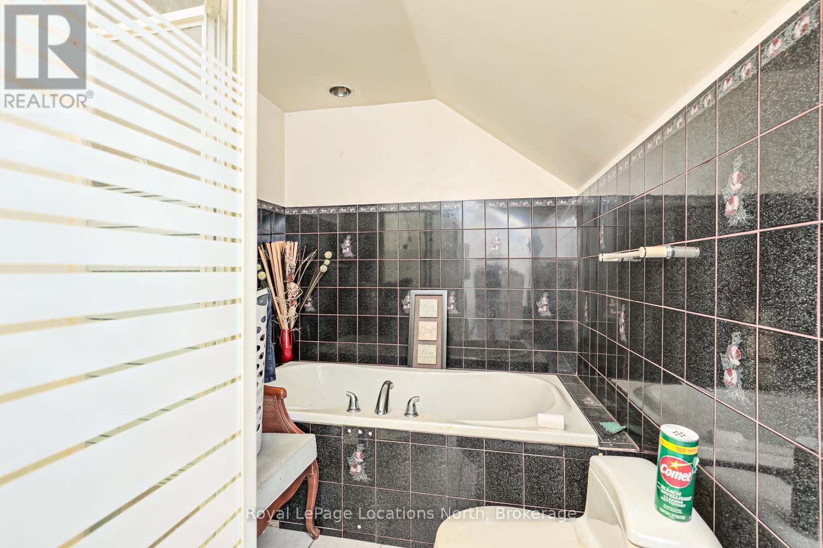 788070 Grey Road 13 Road, Blue Mountains, Ontario  N0H 1J0 - Photo 33 - X13106312