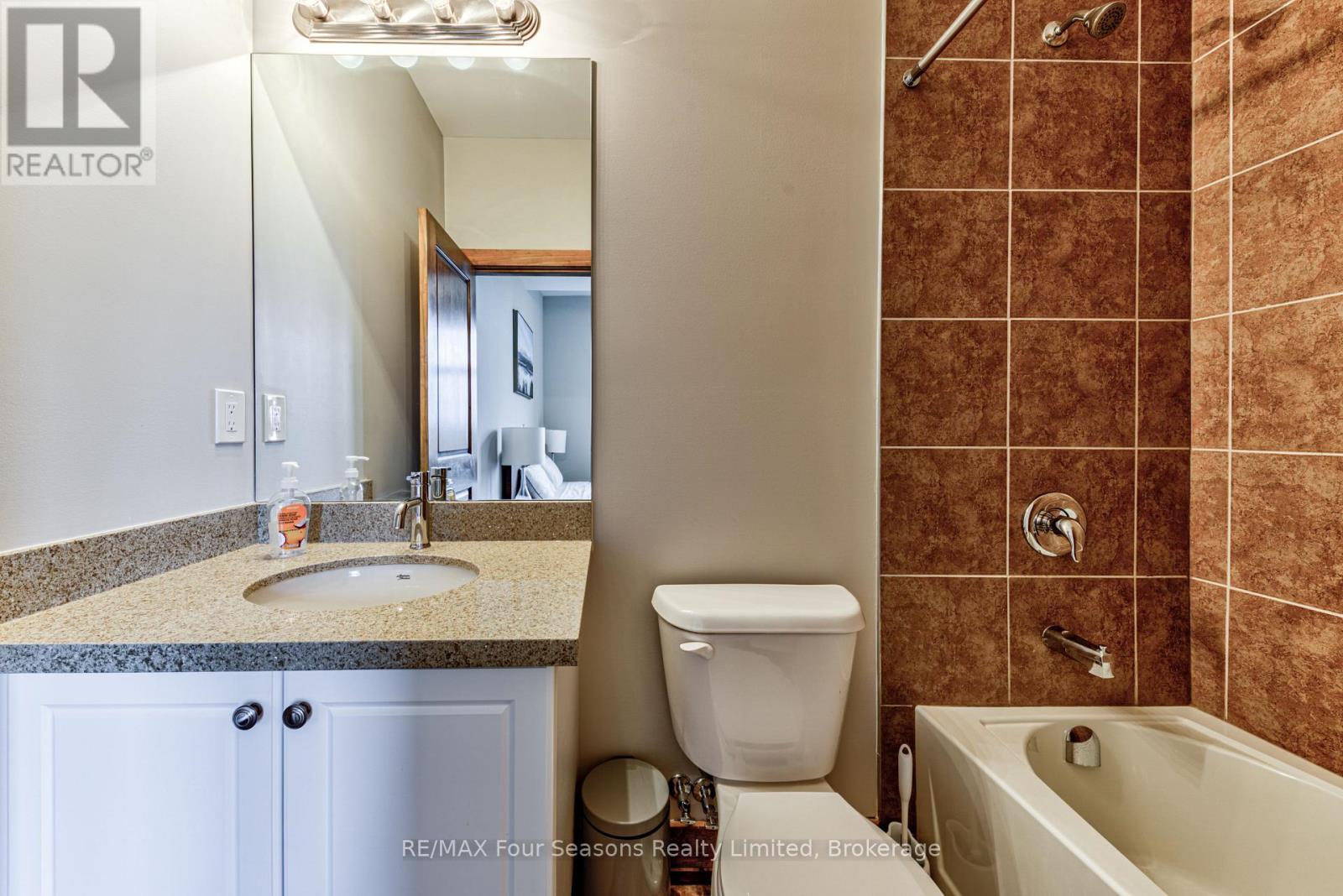 9 Windrose Valley Boulevard, Clearview, Ontario  L9Y 0K2 - Photo 23 - S13102874
