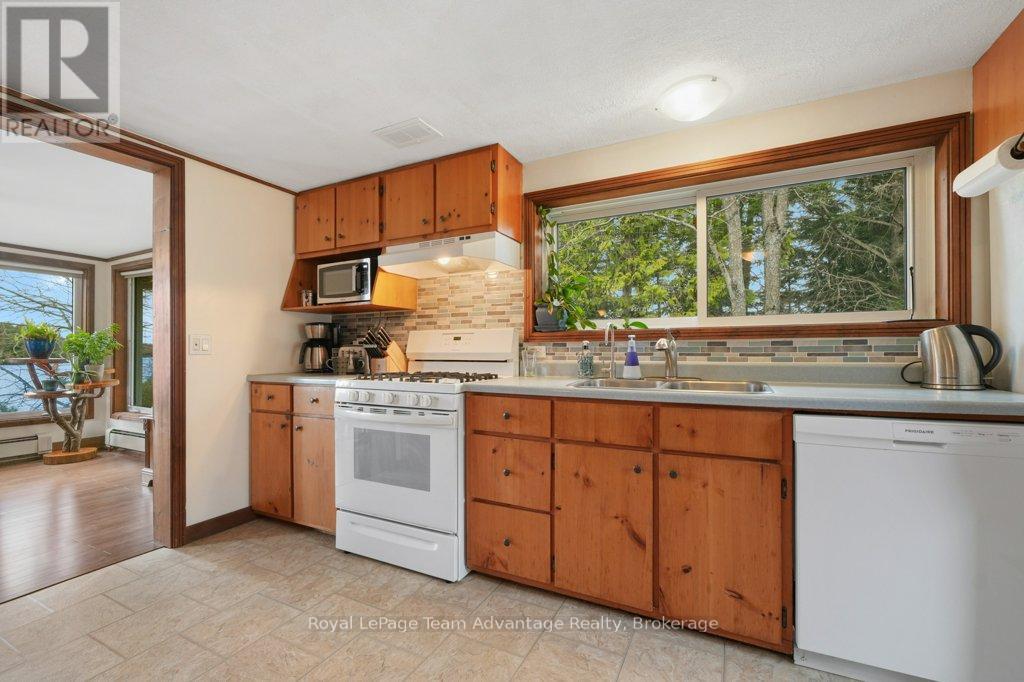 134 Johnston Road, Magnetawan, Ontario  P0A 1P0 - Photo 15 - X13107102