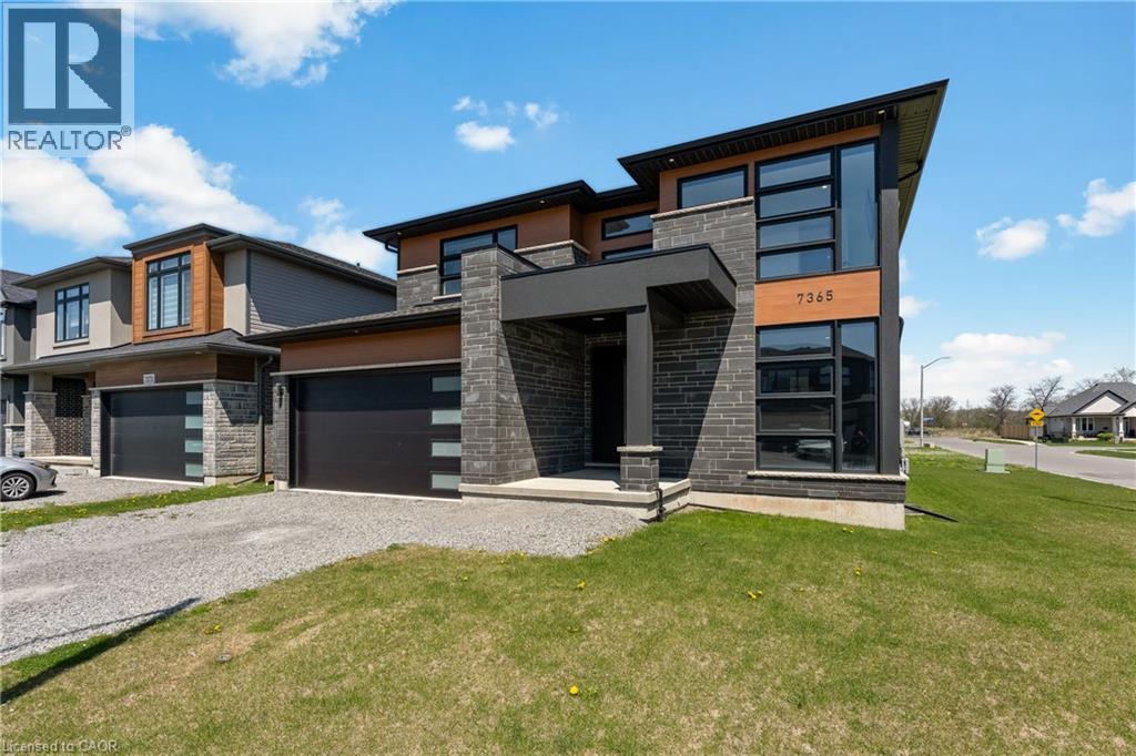 7365 Jonathan Drive, Niagara Falls, Ontario  L2H 3T3 - Photo 2 - 40828305