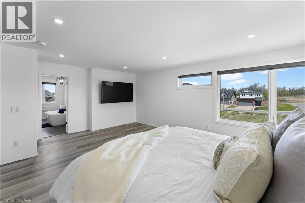 7365 Jonathan Drive, Niagara Falls, Ontario  L2H 3T3 - Photo 25 - 40828305
