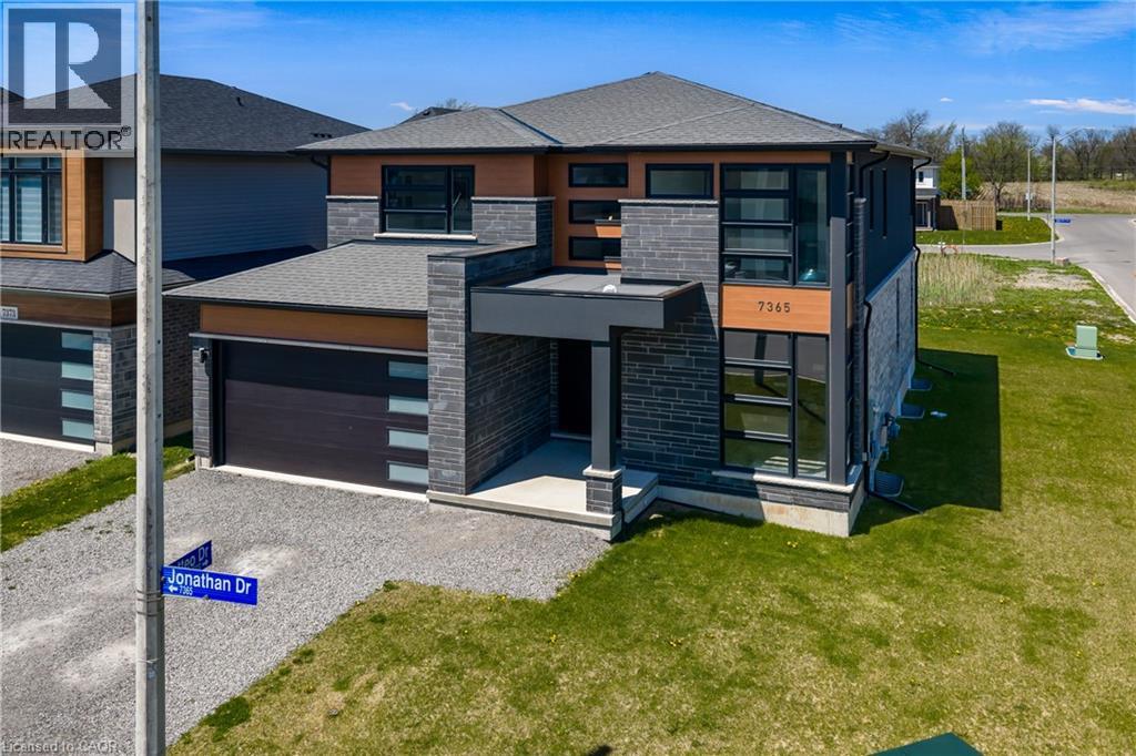 7365 Jonathan Drive, Niagara Falls, Ontario  L2H 3T3 - Photo 3 - 40828305