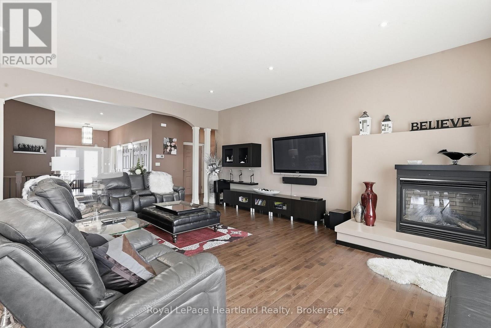 225 John Street S, Minto, Ontario  N0G 1Z0 - Photo 16 - X13108050
