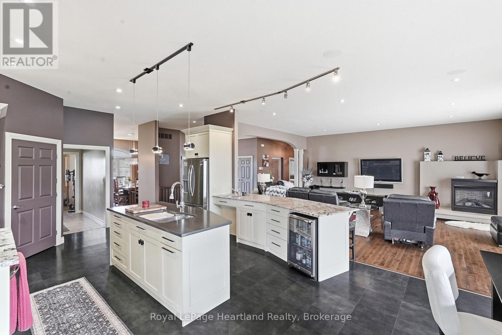 225 John Street S, Minto, Ontario  N0G 1Z0 - Photo 20 - X13108050