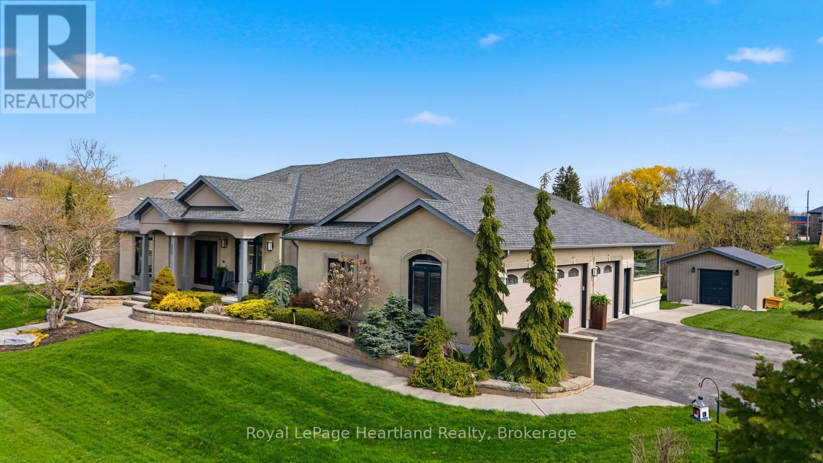 225 John Street S, Minto, Ontario  N0G 1Z0 - Photo 4 - X13108050