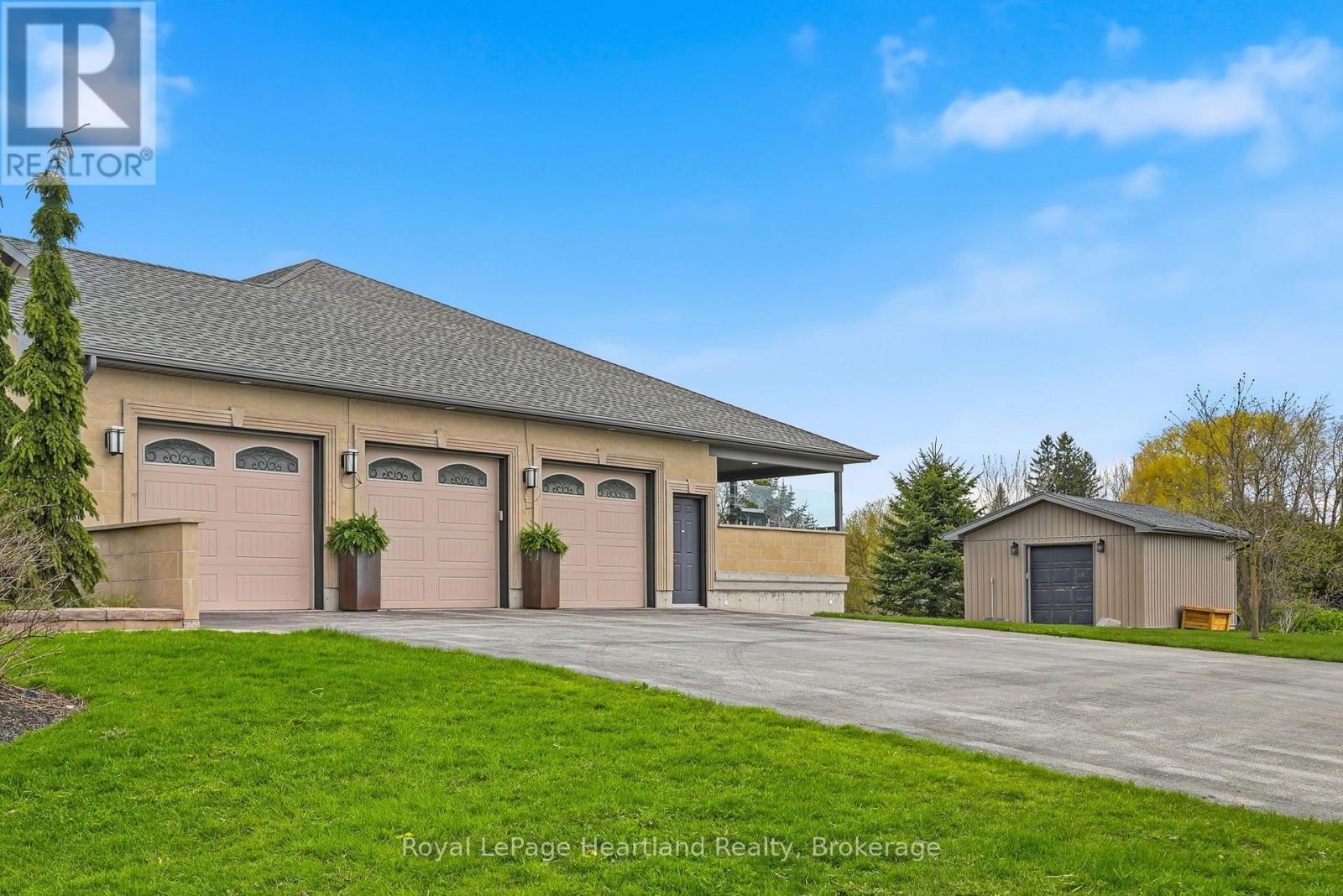225 John Street S, Minto, Ontario  N0G 1Z0 - Photo 7 - X13108050