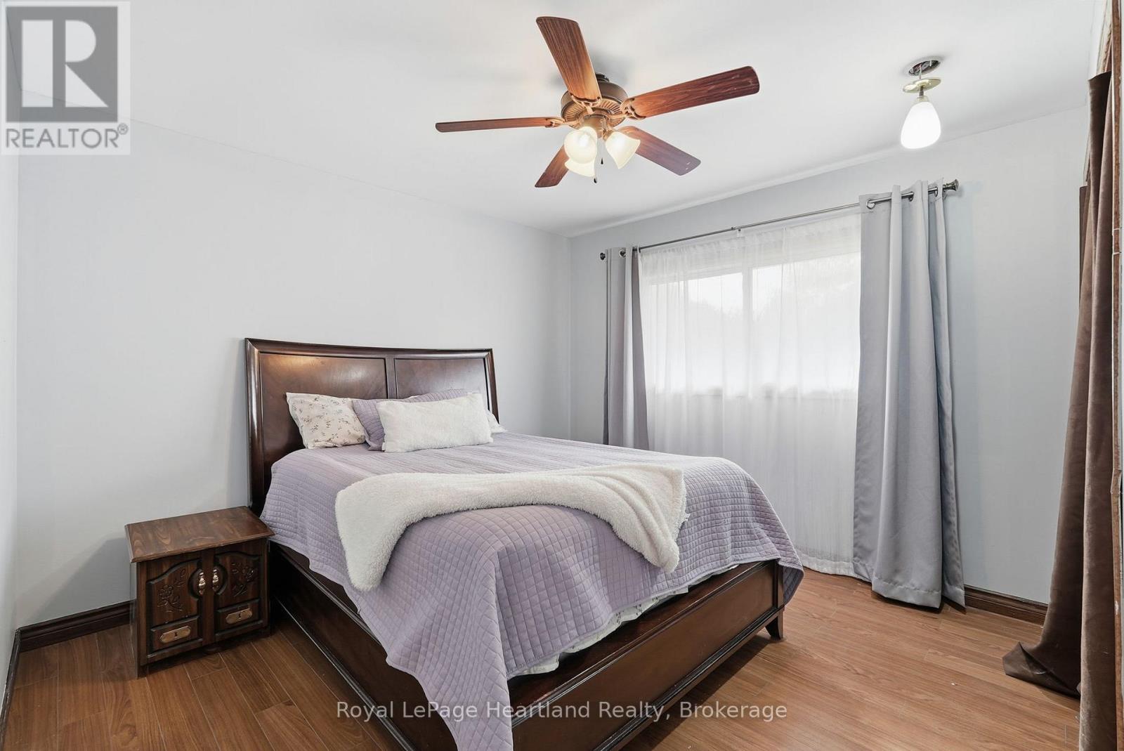 292 Wellington Street, North Huron, Ontario  N0M 1H0 - Photo 16 - X13109212