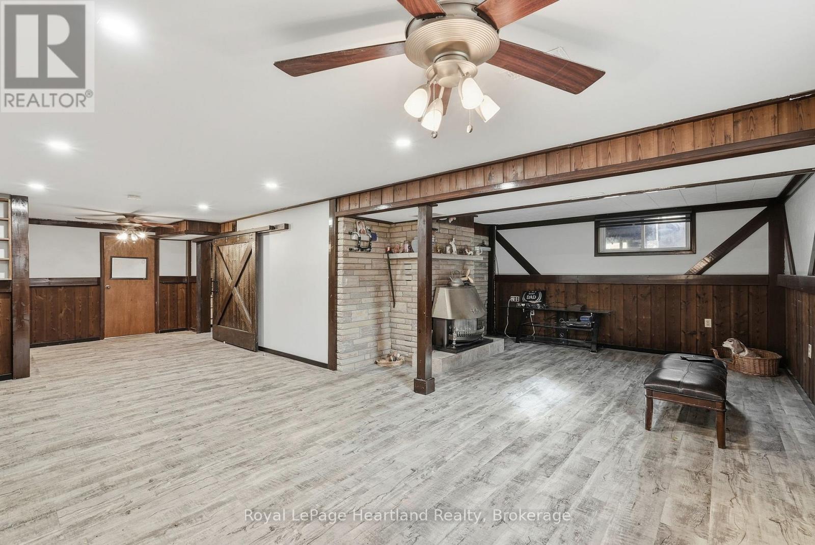 292 Wellington Street, North Huron, Ontario  N0M 1H0 - Photo 19 - X13109212