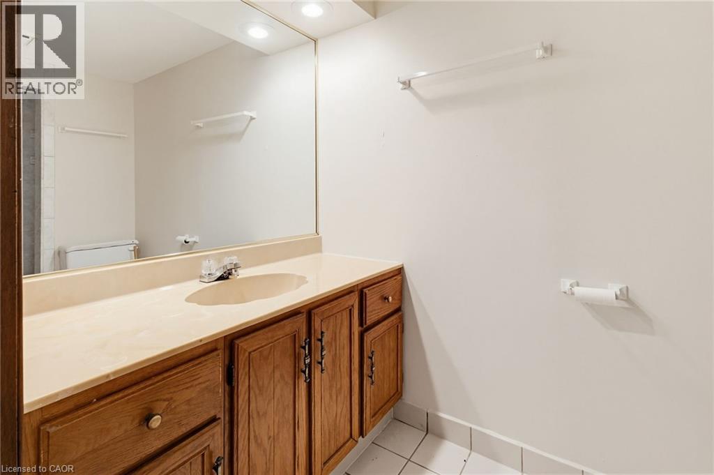 84 Homeside Avenue, Hamilton, Ontario  L8G 3H1 - Photo 19 - 40828218