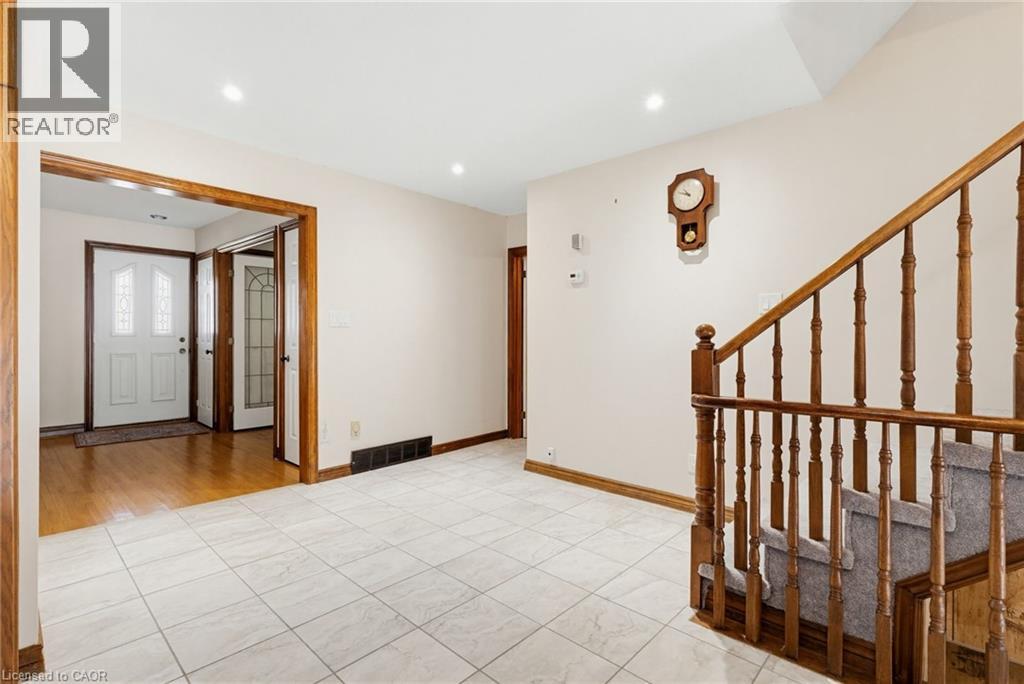 84 Homeside Avenue, Hamilton, Ontario  L8G 3H1 - Photo 6 - 40828218