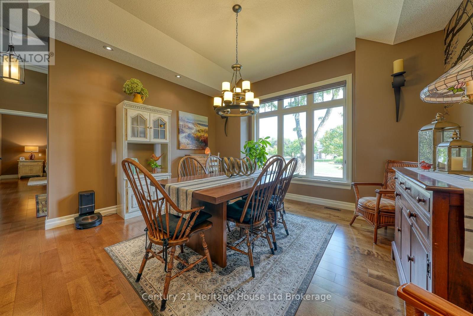 563 Lakeview Drive, Woodstock, Ontario  N4T 0C7 - Photo 10 - X13109272