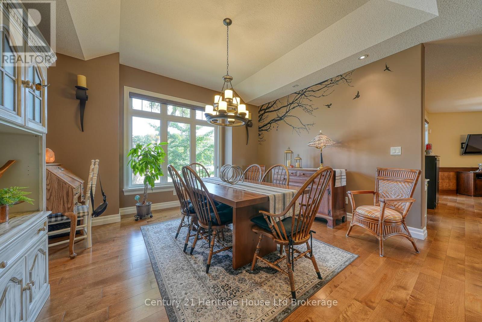 563 Lakeview Drive, Woodstock, Ontario  N4T 0C7 - Photo 8 - X13109272