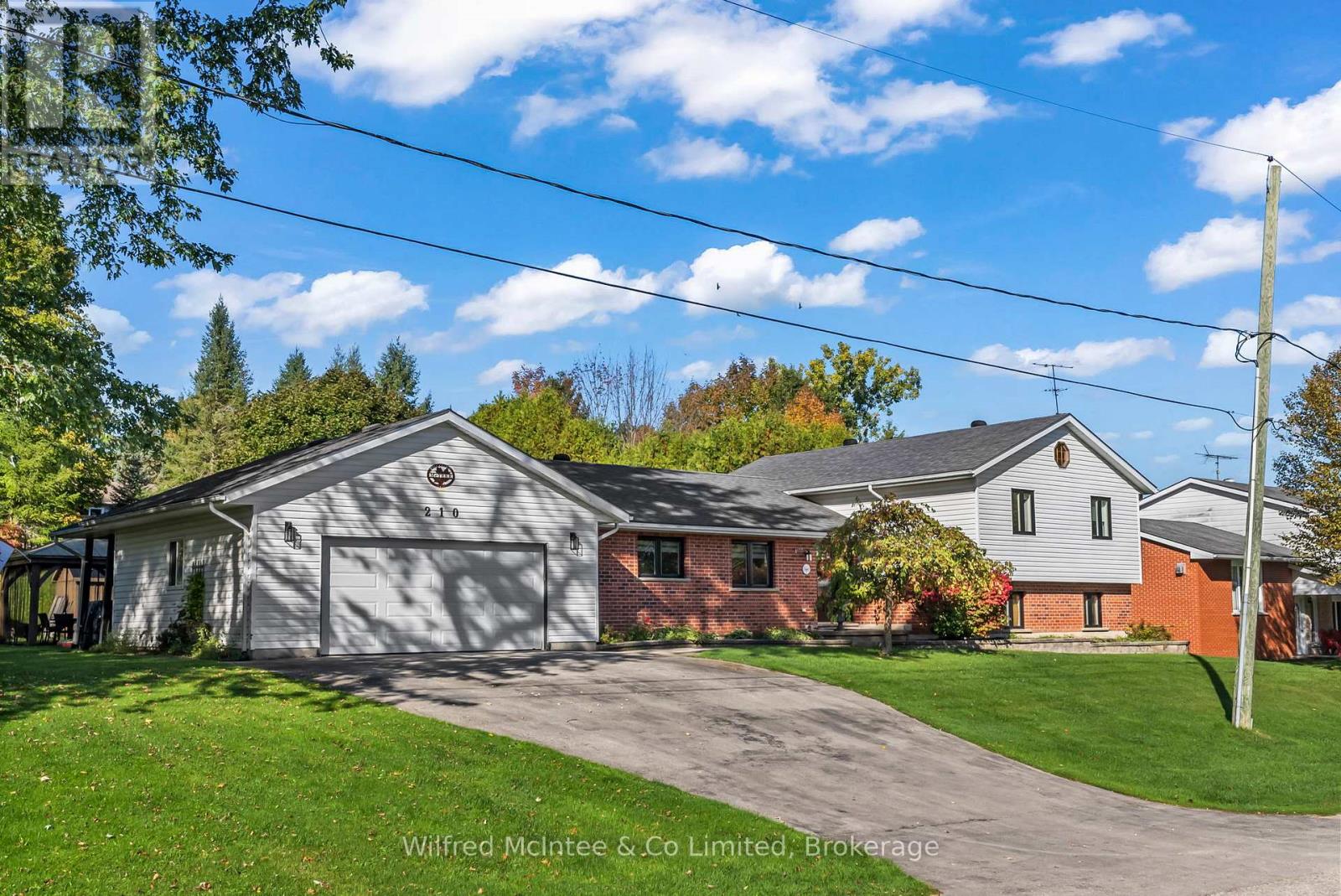 210 James Street, Arran-Elderslie, Ontario  N0G 2N0 - Photo 3 - X13109534