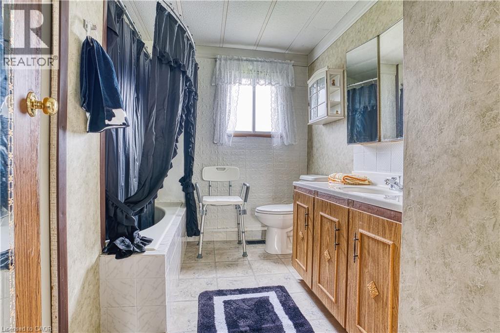 71 Fairview Crescent, Listowel, Ontario  N4W 3G8 - Photo 17 - 40828040