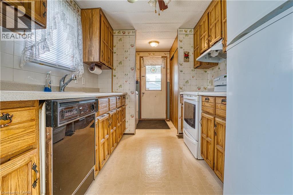 71 Fairview Crescent, Listowel, Ontario  N4W 3G8 - Photo 6 - 40828040