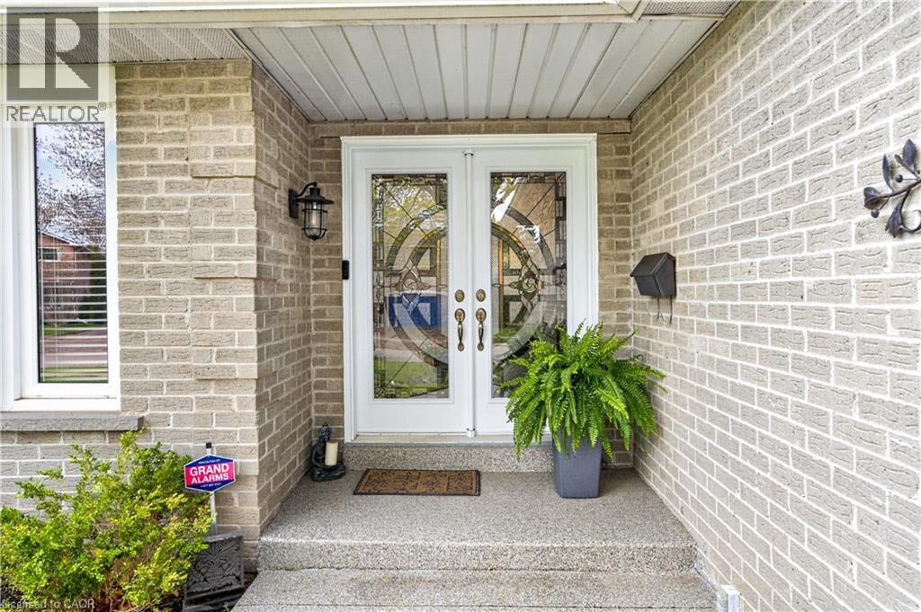3086 Swansea Drive, Oakville, Ontario  L6L 6H6 - Photo 4 - 40827187