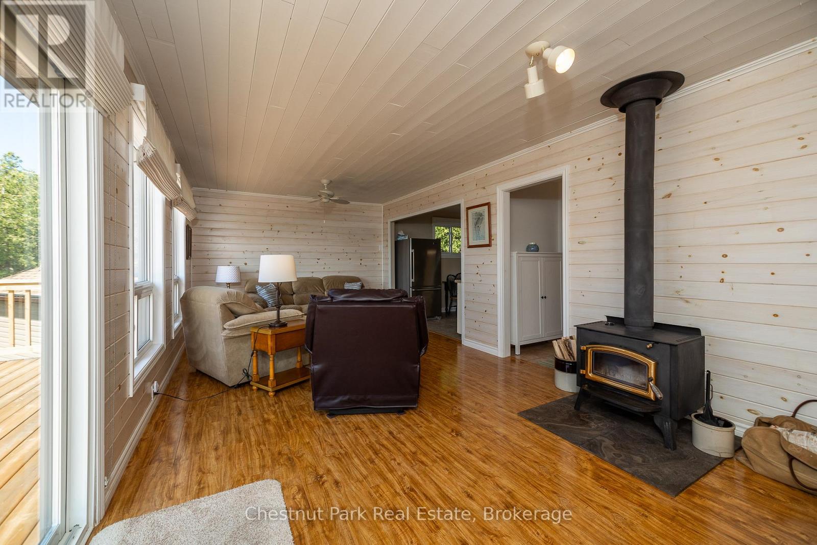 79 Howard Bowman Drive, Northern Bruce Peninsula, Ontario  N0H 2R0 - Photo 12 - X13109776