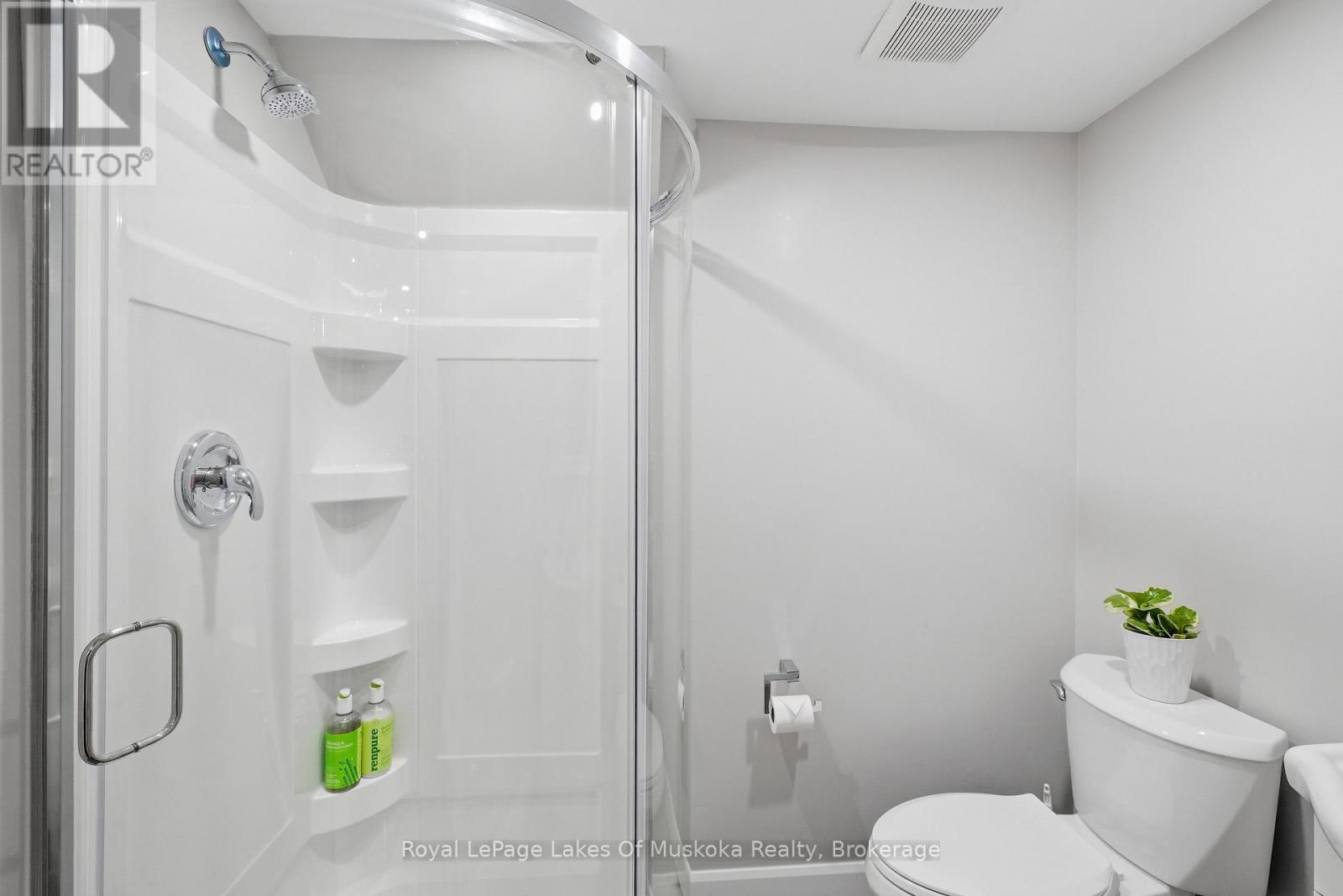 12 Manominee Street, Huntsville, Ontario  P1H 1H2 - Photo 24 - X13109850