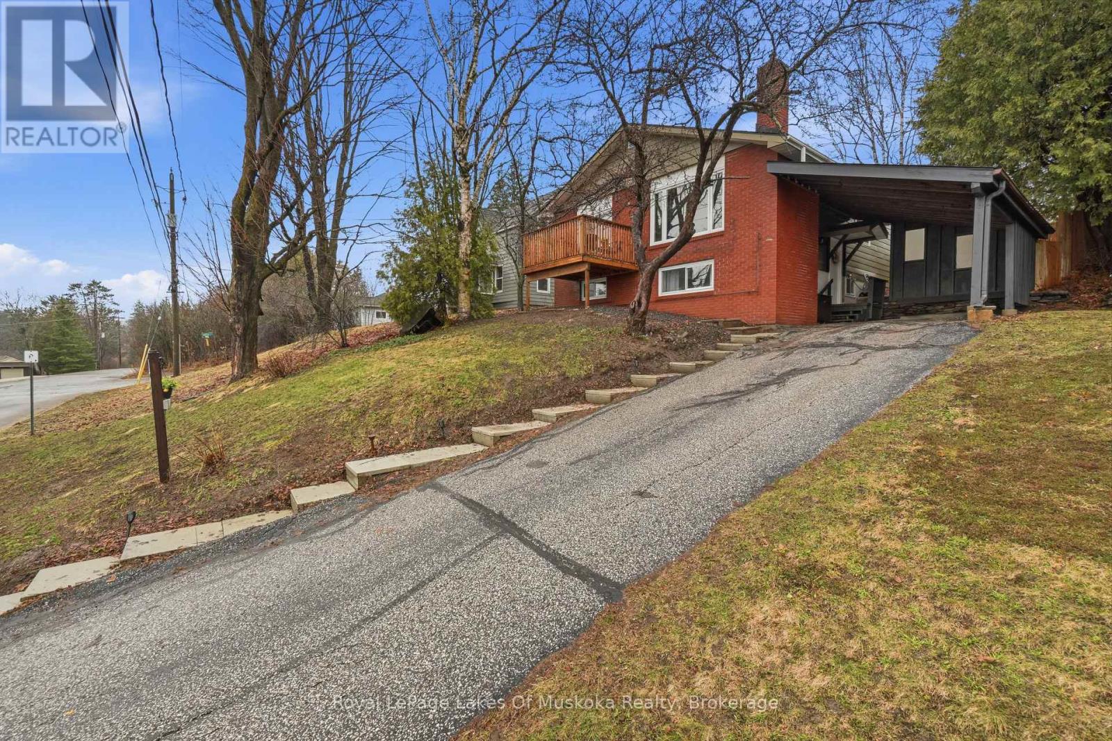 12 Manominee Street, Huntsville, Ontario  P1H 1H2 - Photo 30 - X13109850