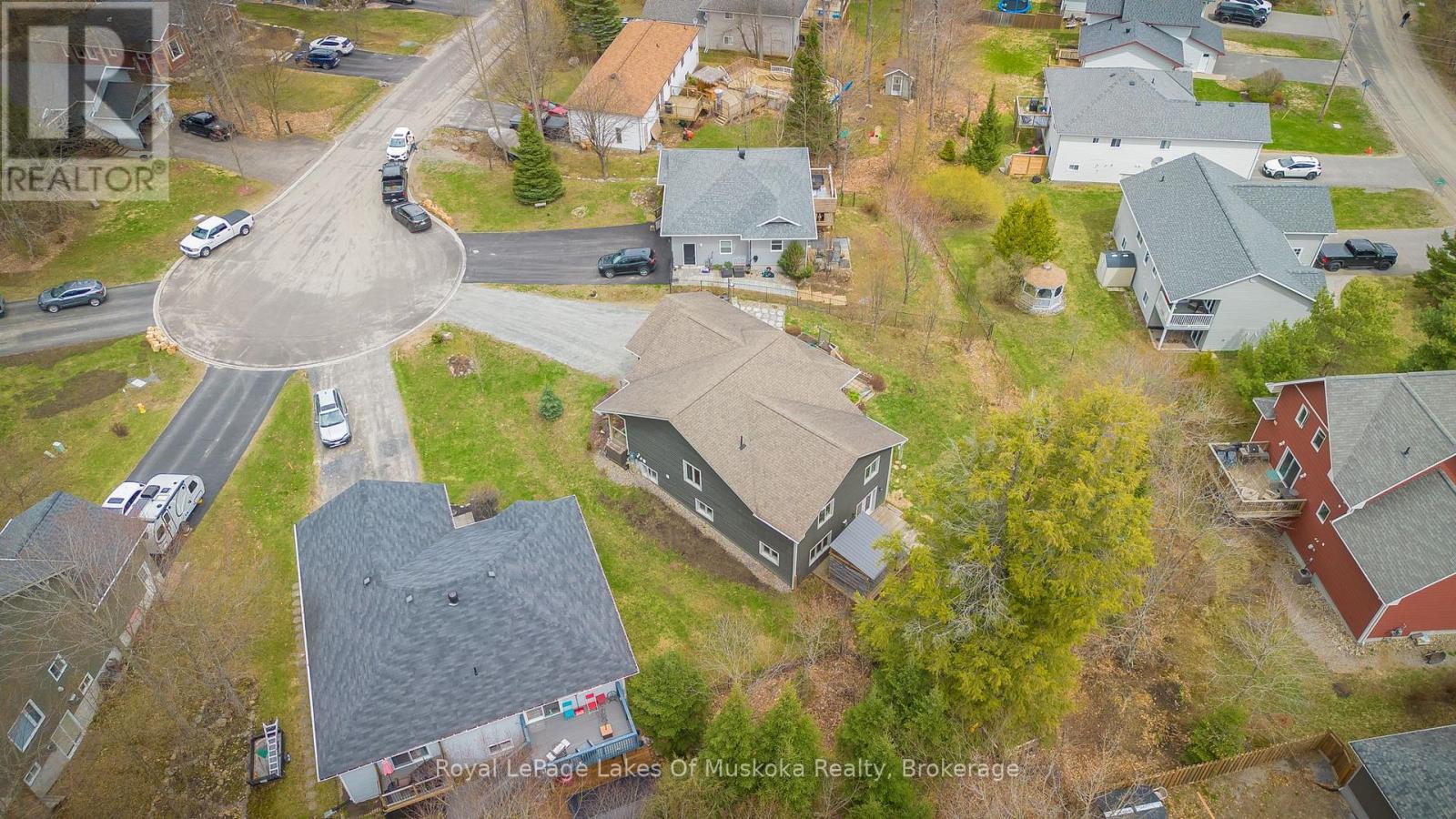 17 Hart Court, Huntsville, Ontario  P1H 1T6 - Photo 38 - X13109952
