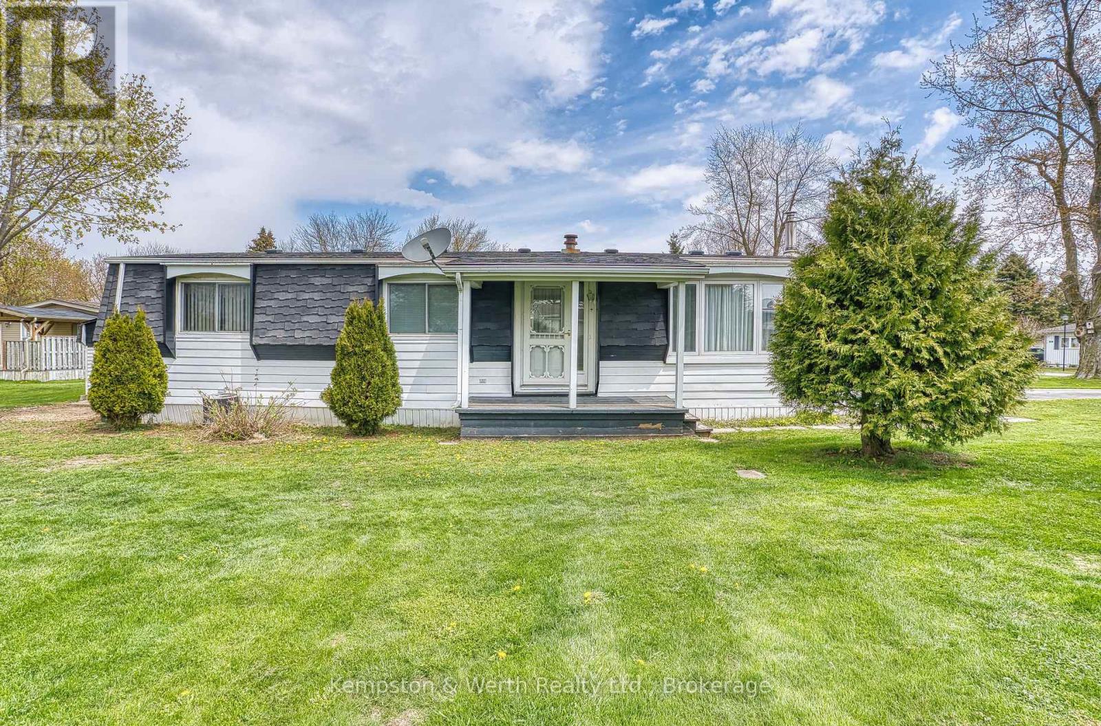 71 Fairview Crescent, North Perth, Ontario  N4W 3G8 - Photo 9 - X13109998