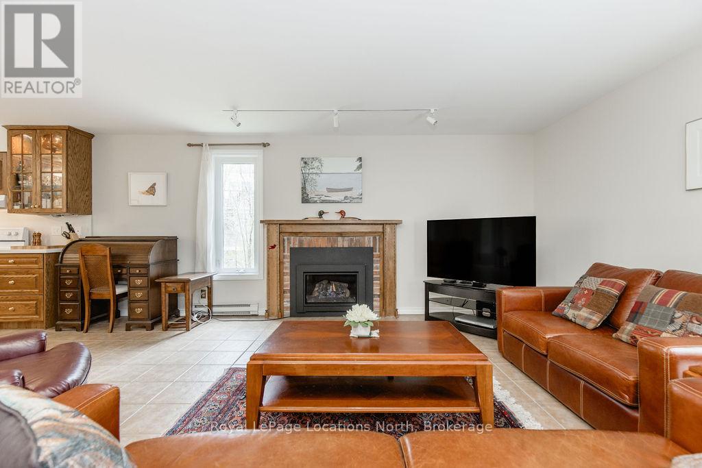112 Escarpment Crescent, Collingwood, Ontario  L9Y 5B4 - Photo 10 - S13110192