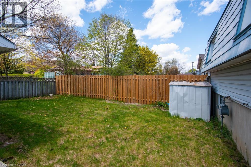 87 Christopher Drive, Waterloo, Ontario  N2J 4J6 - Photo 31 - 40827906