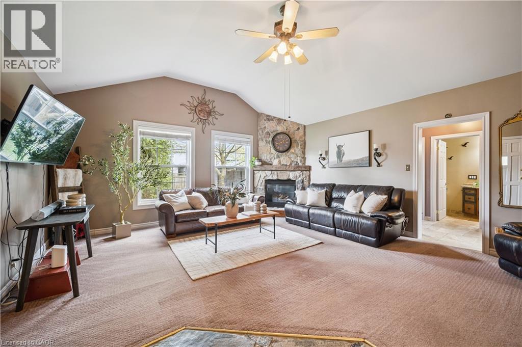 630 Robert Ferrie Drive, Kitchener, Ontario  N2P 2R4 - Photo 14 - 40824435