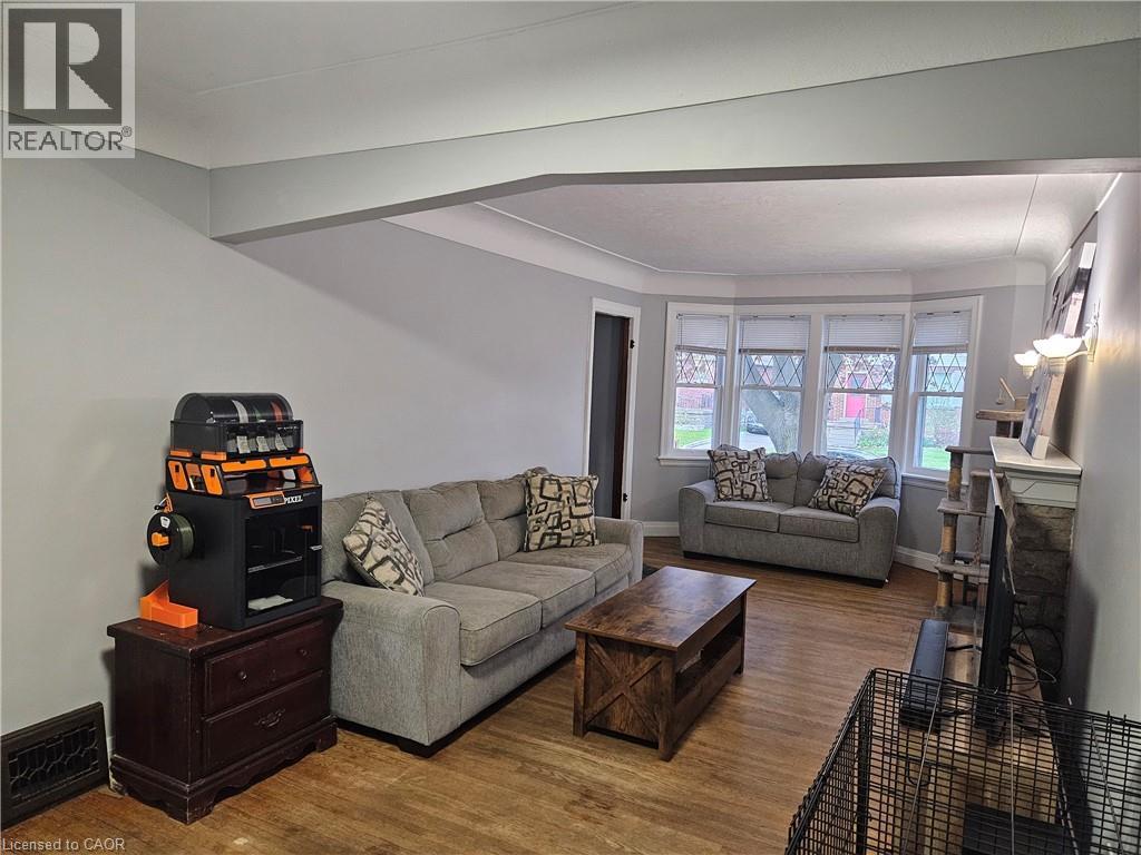 75 Barons Avenue S, Hamilton, Ontario  L8K 2Y4 - Photo 3 - 40828785