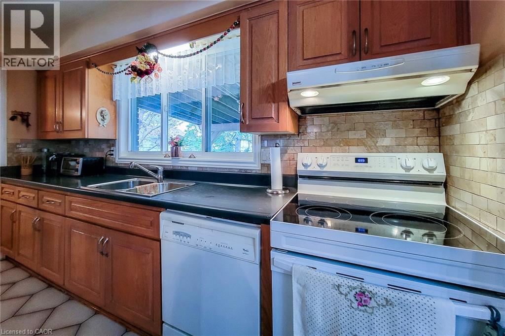 337 Mcneilly Road, Stoney Creek, Ontario  L8E 5H4 - Photo 28 - 40829042