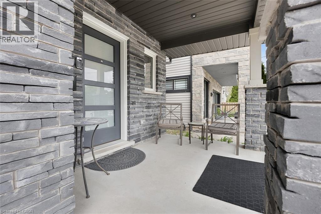 77 B Broadway Avenue, St. Catharines, Ontario  L2M 7Y3 - Photo 4 - 40829063