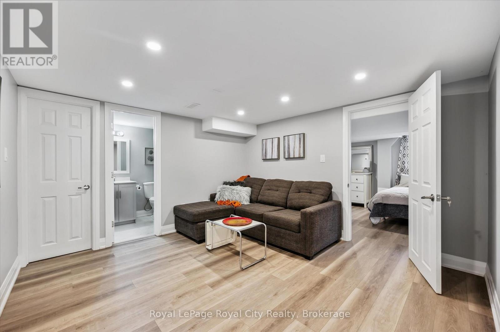 20 Highview Place, Guelph, Ontario  N1H 1M7 - Photo 17 - X13111172