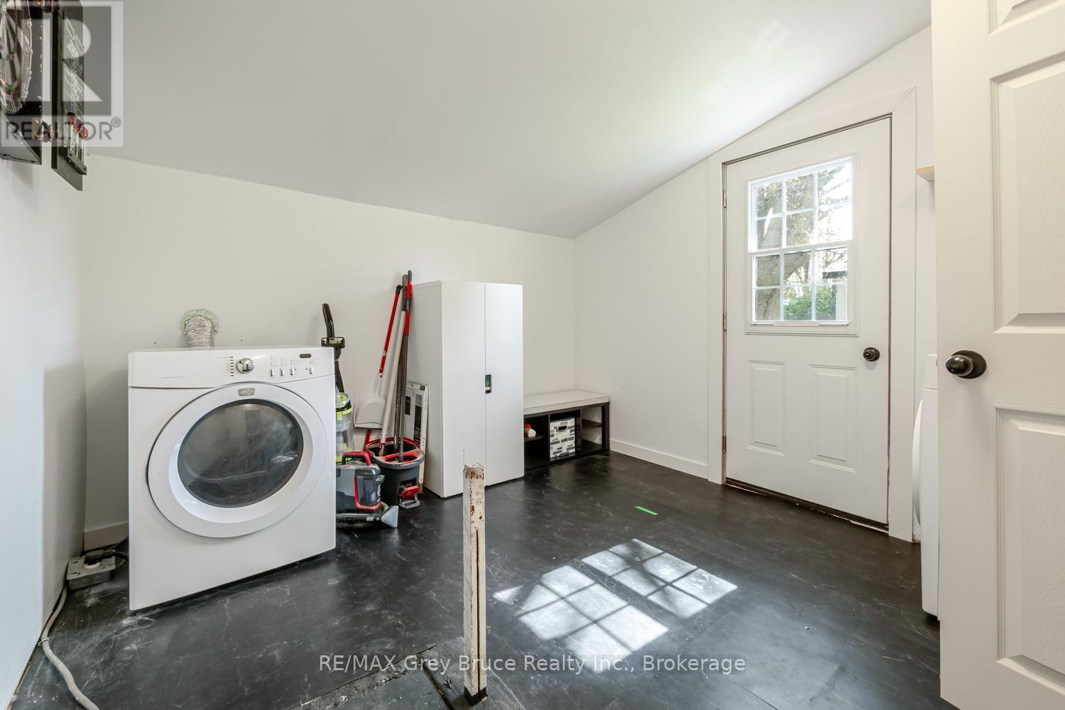 105 Main Street, Arran-Elderslie, Ontario  N0H 2N0 - Photo 40 - X13111316