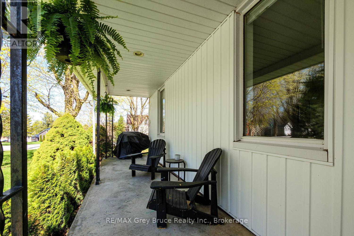 105 Main Street, Arran-Elderslie, Ontario  N0H 2N0 - Photo 7 - X13111316