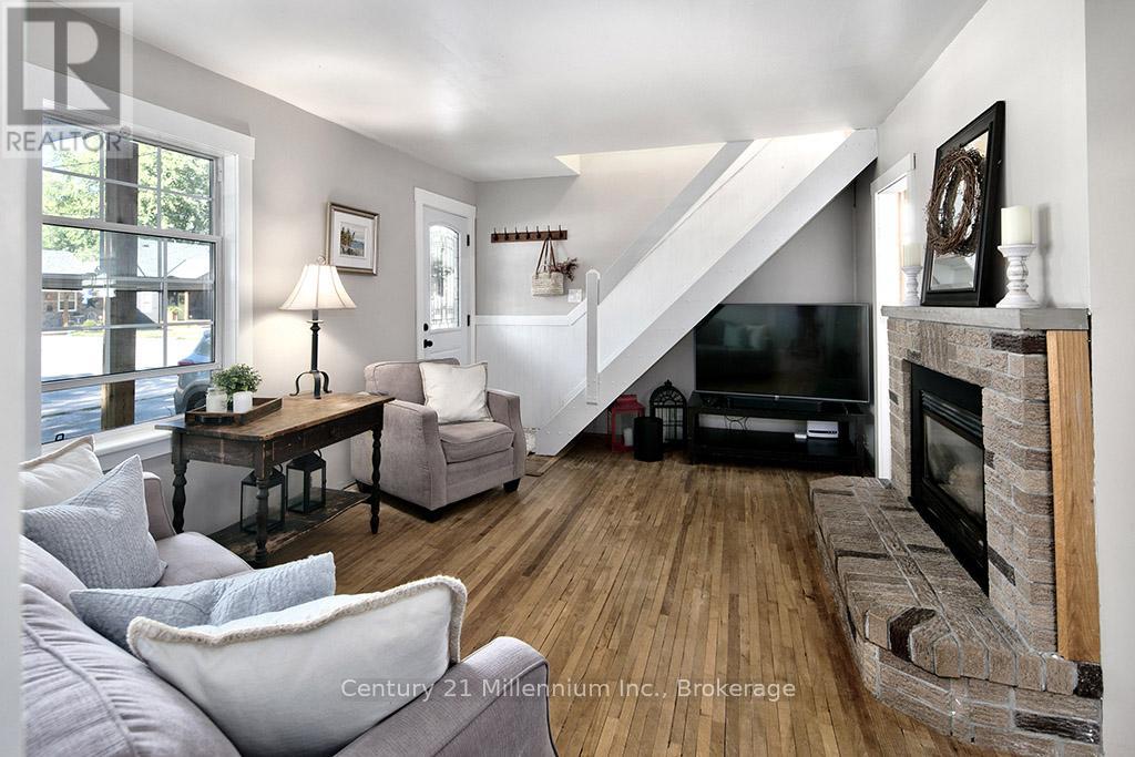 66 Ninth Street, Collingwood, Ontario  L9Y 2G2 - Photo 7 - S13111586